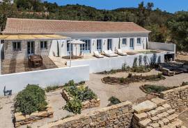 Santa Bárbara de Nexe - Traditional renovated 3-bedroom villa