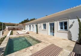 Santa Bárbara de Nexe - Traditional renovated 3-bedroom villa