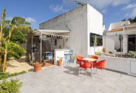 Tavira- single-storey 3-bedroom villa with pool and garage