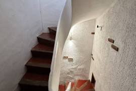 Charming Village House With 82 M2 Living Space, Beautiful Roof Terrace And Lovely Views. Charming Village House With 82 M2 Living Space, Beautiful Roof Terrace And Lovely Views.