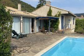 Charming Detached Sunny South-Facing Villa With 3 Bedrooms, 2 Bathrooms And Independent Garage On A Private Landscaped Plot Of 805 M2 With Pool And Views