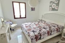 Large House With 125 M2 Of Living Space On 1010 M2 Of Land With A Swimming Pool And A Separate 38 M2 Flat. Large House With 125 M2 Of Living Space On 1010 M2 Of Land With A Swimming Pool And A Separate 38 M2 Flat.