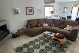 Large House With 125 M2 Of Living Space On 1010 M2 Of Land With A Swimming Pool And A Separate 38 M2 Flat. Large House With 125 M2 Of Living Space On 1010 M2 Of Land With A Swimming Pool And A Separate 38 M2 Flat.