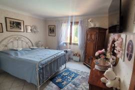 A Lovely Property Comprising Two Dwellings With Living Areas Of 160 M2 And 65 M2, A 28 M2 Studio Flat And 2,552 M2 Of Land With A Swimming Pool. A Lovely Property Comprising Two Dwellings With Living Areas Of 160 M2 And 65 M2, A 28 M2 Studio Flat And 2,552 M2 Of Land With A Swimming Pool.