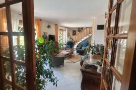 A Lovely Property Comprising Two Dwellings With Living Areas Of 160 M2 And 65 M2, A 28 M2 Studio Flat And 2,552 M2 Of Land With A Swimming Pool. A Lovely Property Comprising Two Dwellings With Living Areas Of 160 M2 And 65 M2, A 28 M2 Studio Flat And 2,552 M2 Of Land With A Swimming Pool.