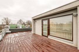Detached house for rent in Riga, 288.00m2