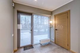 Detached house for rent in Riga, 288.00m2