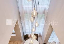 Detached house for rent in Riga, 288.00m2
