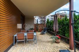 Apartment for rent in Riga, 209.00m2 Apartment for rent in Riga, 209.00m2