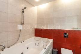 Apartment for rent in Riga, 209.00m2 Apartment for rent in Riga, 209.00m2
