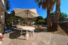 9 room, 160m2 Villa for sale in Pezenas - 375 000 € *
