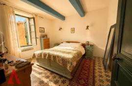 4 room, 88m2 Village house for sale in Puissalicon - 150 000 € * 4 room, 88m2 Village house for sale in Puissalicon - 150 000 € *