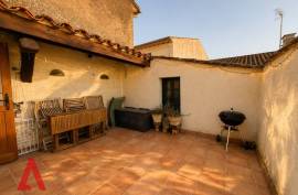 4 room, 88m2 Village house for sale in Puissalicon - 150 000 € * 4 room, 88m2 Village house for sale in Puissalicon - 150 000 € *