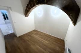 7 room, 230m2 Townhouse for sale in Roujan - 229 000 € *