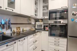 listing listing