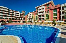 Spacious Family Property Near the Beach | St. George Palace, Sveti Vlas