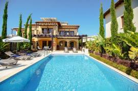 Superb Three-Bedroom Villa with Private Pool for Sale in Aphrodite Hills, Paphos