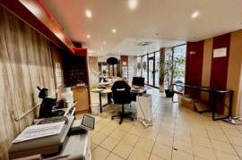 local commercial de 90 m2 510 euros TTC charge inclus
