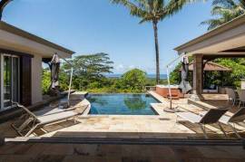 Elegant sea view villa in the prestigious Heritage Villas Valriche golf estate in Bel Ombre – Mauritius