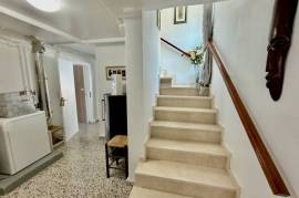 listing listing