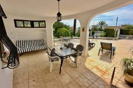 listing listing