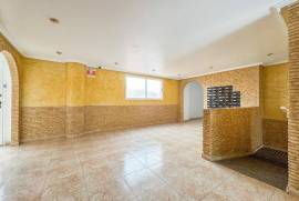 listing listing