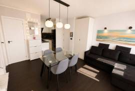 listing listing