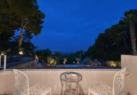 listing listing