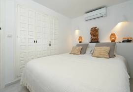 listing listing