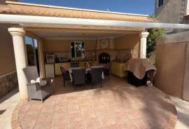 listing listing
