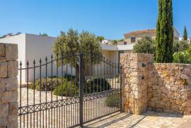 listing listing