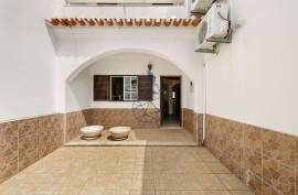 Villa with swimming pool, quiet area near the beach in Altura - Castro Marim Villa with swimming pool, quiet area near the beach in Altura - Castro Marim