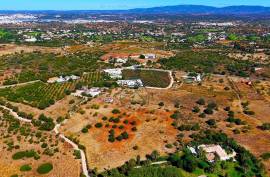 Plot with Ruin and Approved Project | Bemparece, Lagoa