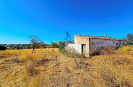 Plot with Ruin and Approved Project | Bemparece, Lagoa