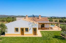 Plot with Ruin and Approved Project | Bemparece, Lagoa
