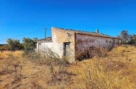 Plot with Ruin and Approved Project | Bemparece, Lagoa