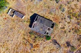 Plot with Ruin and Approved Project | Bemparece, Lagoa