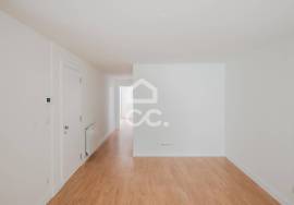 Fantastic new 2 bedroom apartment in the city center. Fantastic new 2 bedroom apartment in the city center.