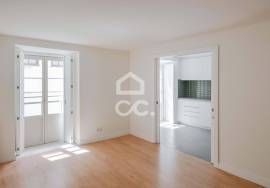 Fantastic new 2 bedroom apartment in the city center. Fantastic new 2 bedroom apartment in the city center.