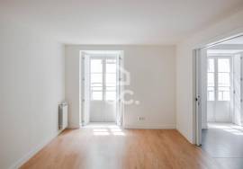Fantastic new 2 bedroom apartment in the city center. Fantastic new 2 bedroom apartment in the city center.