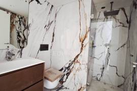 Luxury 4 Bedroom Apartment with Sea View and Private Jacuzzi in Leça da Palmeira Luxury 4 Bedroom Apartment with Sea View and Private Jacuzzi in Leça da Palmeira