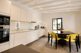 Exceptional Madeiran Quinta with Panoramic Funchal Bay Views Exceptional Madeiran Quinta with Panoramic Funchal Bay Views