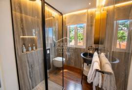 Exceptional Madeiran Quinta with Panoramic Funchal Bay Views Exceptional Madeiran Quinta with Panoramic Funchal Bay Views