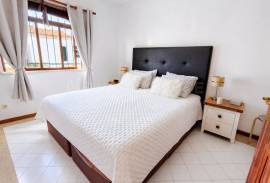 Albufeira, Santa Eulalia, 1 bedroom apartment with pool and garage