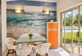 4 km from Albufeira, House T3 + 3 + T0 and 3 rustic plots