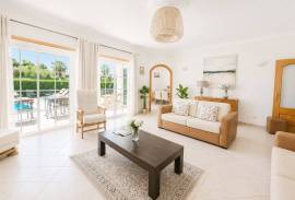 Albufeira, 4 +1 Bedroom Villa with Pool in São Rafael Albufeira, 4 +1 Bedroom Villa with Pool in São Rafael