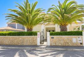 Albufeira, 4 +1 Bedroom Villa with Pool in São Rafael Albufeira, 4 +1 Bedroom Villa with Pool in São Rafael