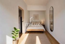 T2 in Reboleira — 2 minutes from the Train/Metro Station