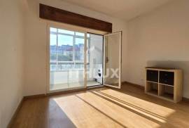T2 in Reboleira — 2 minutes from the Train/Metro Station