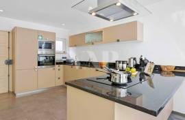 3 Bedroom Villa with Pool for Annual Rental in Vilamoura